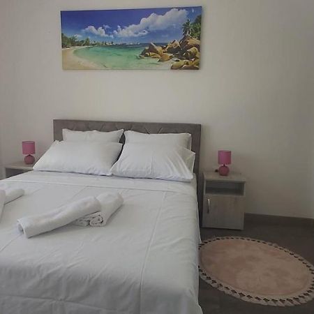 Apartament Mehmeti Ulcinj Esterno foto